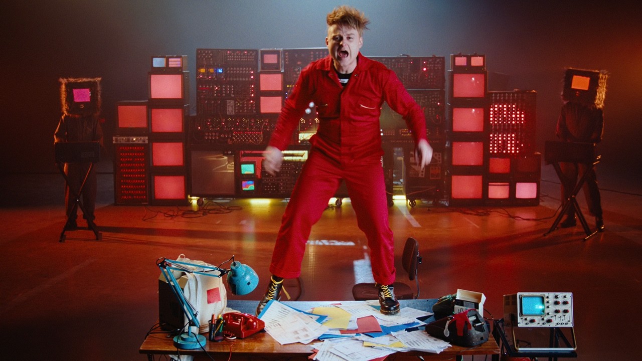 Look Mum No Computer — UK's Eurovision 2026 entry